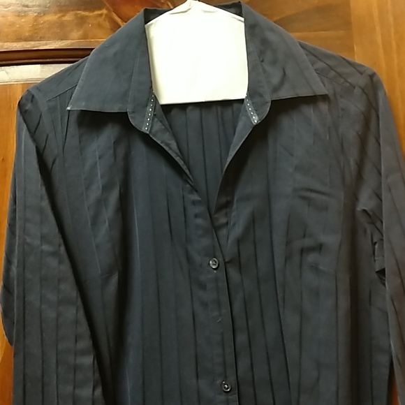 2 * Express Design Studio blouses - Picture 3 of 8